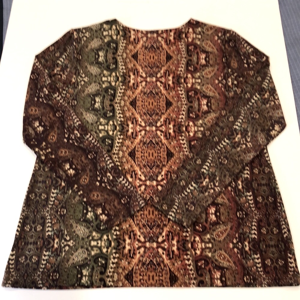 Linea by Louis Dell'Olio -  Geometric/ Paisley Patterned Top NWOT-Never Worn